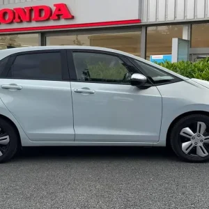 2020 Honda Jazz 1.5 i-MMD Hybrid EX 5-door Hatchback - Image 3