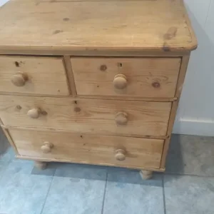 Vintage pine chest of drawers - Image 3