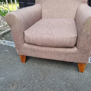 M and S chair - Image 2