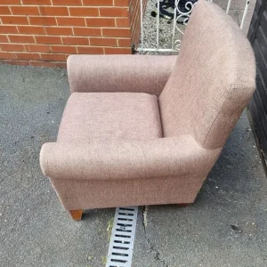 M and S chair - Image 5