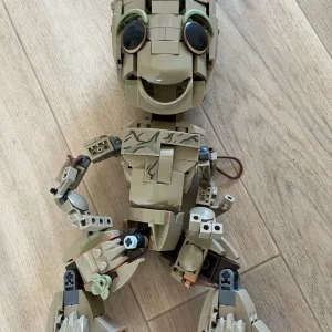 LEGO Marvel I Am Groot Set 7627 - Image 3