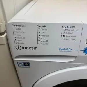 Indesit Push&Go washer dryer 10kg 7kg white - Image 2