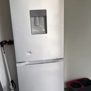 Fridge freezer - Image 2