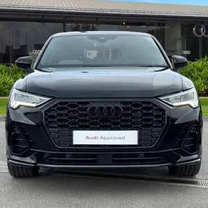 2024 Audi Q3 Black Edition 35 TDI 150 PS S tronic SUV - Image 5