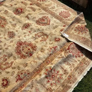 Hand made 100% wool rug made in Pakistan - Image 5