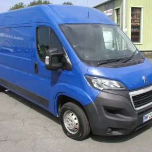 2020 Peugeot Boxer 2.2 BlueHDi Professional Van - Image 2