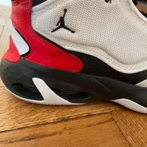 Men’s Jordan Max Aura 4 - Image 5