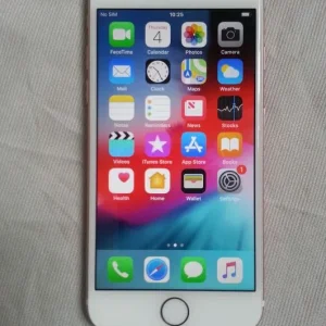 Apple iPhone 7 (32GB) UNLOCKED - Image 3