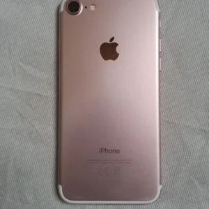 Apple iPhone 7 (32GB) UNLOCKED