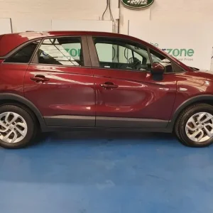 2018 Vauxhall Crossland X 1.2 Turbo SE Nav Euro 6 5-door hatchback - Image 2