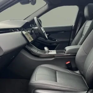 2025 Land Rover Range Rover Evoque 1.5 P270e Dynamic SE 5-door Hybrid - Image 3