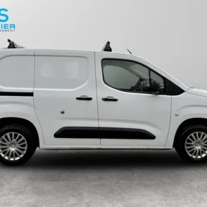 2021 Citroen Berlingo BlueHDi 650 Enterprise M Panel Van Diesel Manual - Image 7