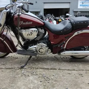 2019 Indian Chief Classic 1800 Cruiser – 1604 Miles, Low Seat, Vance & Hines Silencers - Image 2
