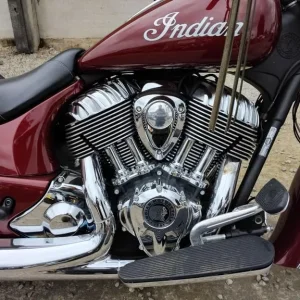 2019 Indian Chief Classic 1800 Cruiser – 1604 Miles, Low Seat, Vance & Hines Silencers - Image 3
