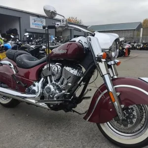 2019 Indian Chief Classic 1800 Cruiser – 1604 Miles, Low Seat, Vance & Hines Silencers - Image 5
