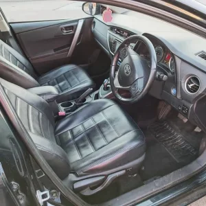 Toyota Auris Hybrid Estate 2014 - Image 7