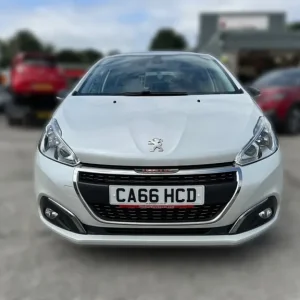 2016 Peugeot 208 1.6 BlueHDi 100 Roland Garros 5-door hatchback diesel manual - Image 2