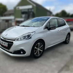 2016 Peugeot 208 1.6 BlueHDi 100 Roland Garros 5-door hatchback diesel manual - Image 3