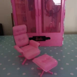 Barbie wardrobe and chair - Image 3