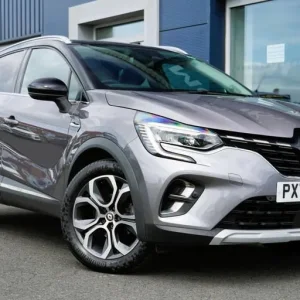 2022 Renault Captur 1.0 TCE 5-door SUV Manual