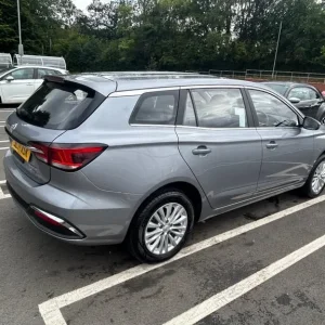MG5 Estate 2022 long range 61.1kWh - Image 4