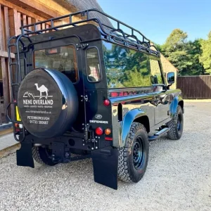 2015 Land Rover Defender XS Hard Top TDCi [2.2] Panel Van Diesel Manual - Image 7