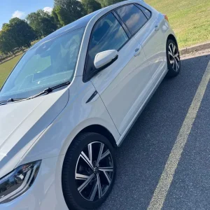 2022 Volkswagen Polo R-Line - Image 3