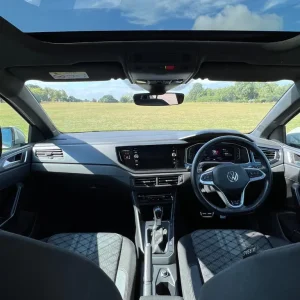 2022 Volkswagen Polo R-Line - Image 5