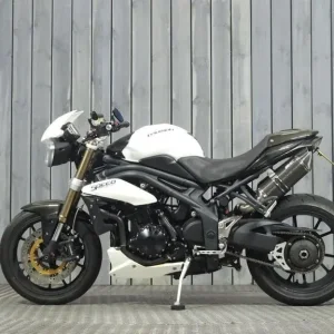 2011 Triumph Speed Triple 1050 - Image 4