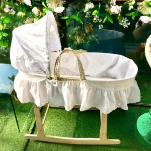 Moses basket with mattress hood, frills and wooden stand, quite old - Image 2