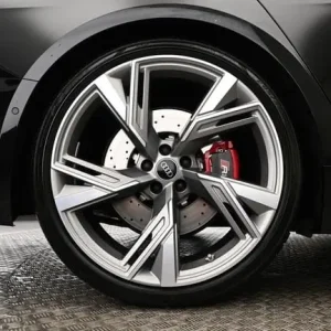 2024 Audi RS6 Avant 4.0 TFSI V8 Performance Estate - Image 8