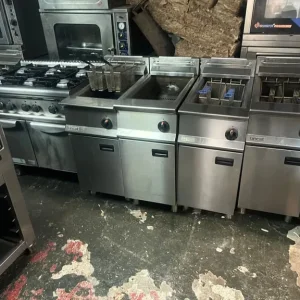 GAS LINCAT FRYER CATERING KITCHEN EQUIPMENT - Image 2
