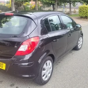 2010 Vauxhall Corsa 5-door manual hatchback - Image 4