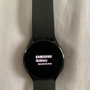 Samsung Galaxy Watch 4 - Image 5
