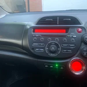 Honda Jazz 2014 manual hatchback 1339cc 5-door - Image 5