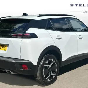 2024 Peugeot 2008 1.2 PureTech Allure SUV 5-door manual - Image 3