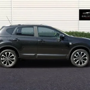 2012 Nissan Qashqai 1.6 dCi n-tec+ 2WD Diesel Manual Hatchback - Image 8