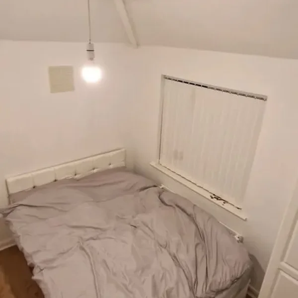 1 bedroom available