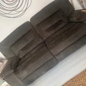 Harvey’s 2 & 3 seater recliner sofa