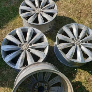 Genuine VW alloys