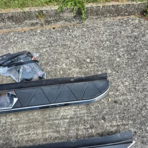 Toyota RAV4 2014 running boards with fixings - Image 5