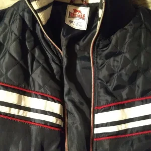 Lonsdale bomber jacket. Medium - Image 3