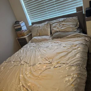 King size bed