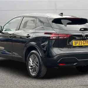 2023 Nissan Qashqai 1.3 DIG-T Mild Hybrid 5-door Hatchback - Image 2