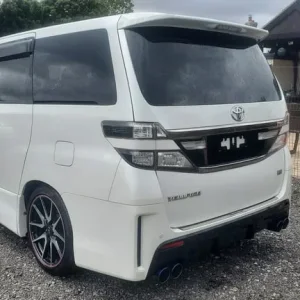 Toyota Vellfire G-S 2.4L Auto 2014 Japanese Import 42k Miles - Image 6
