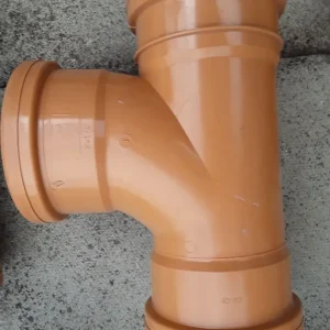 Osma underground pipe connectors and 100mm plastic pipes - Image 6