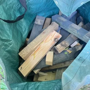 Wood off cuts