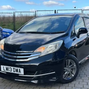 2013 Nissan Note 1.2 DIG-S Acenta CVT Euro 5 5-door Hatchback - Image 2