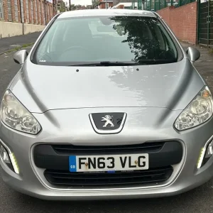 Peugeot 308 1.6 HDI 5-door hatchback 2013 manual - Image 3