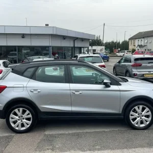 SEAT Arona 1.0 Tsi 5-door SUV petrol manual - Image 6